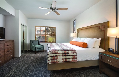 South Scottsdale Complejo | ¡Cabalga o camina por las rocas rojas!
