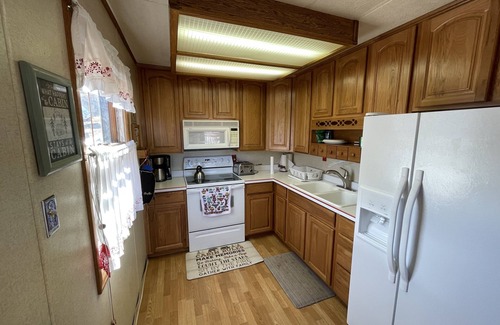 Fort Collins Casa | Horsetooth Cottage with EV Charger