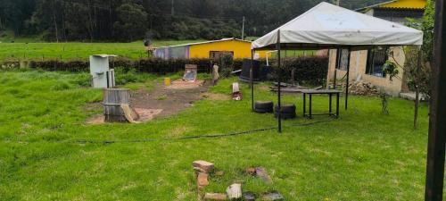 Suesca Casa | Hospedaje Granja Agroturística Fruto de los Andes Nemocón