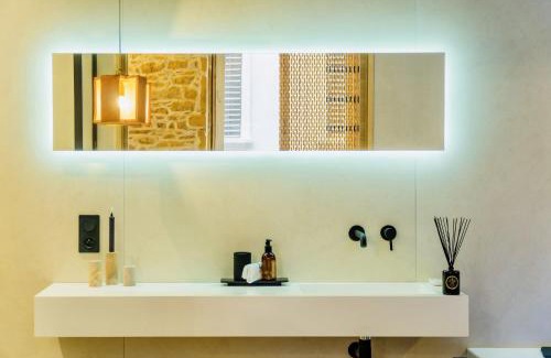 Les Cordeliers Apartamento | Host Inn Le Lumiere SPA & CINÉMA