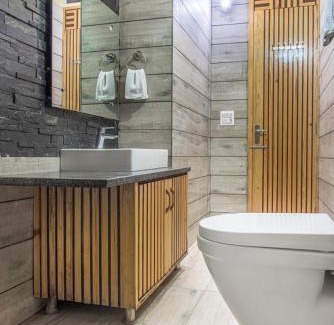 Dharampur Apartamento | host jatin kasauli crest 7o1827o7o3