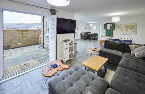 Lofthouse Casa | Host & Stay | Blayshaw House