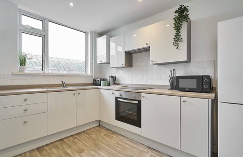 Cribbs Causeway Casa | Host & Stay | Bristol Property