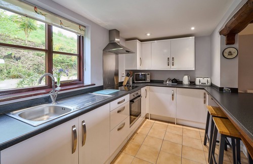 Knowstone Casa | Host & Stay | Coombe Cottage