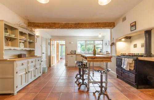 Dereham Casa | Host & Stay - Mill House