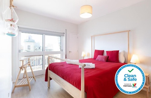 Leixões Apartamento | Host Wise - Trendy Bright Flats with Jacuzzi - 5 min Beach