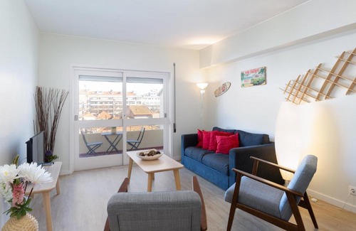 Leixões Apartamento | Host Wise - Trendy Bright Flats with Jacuzzi - 5 min Beach