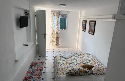 Miraflores del Palo Casa | Hostal Apartamentos Playa del Palo