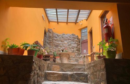 Humahuaca Cama Y Desayuno | Hostal CASA DE PIEDRA