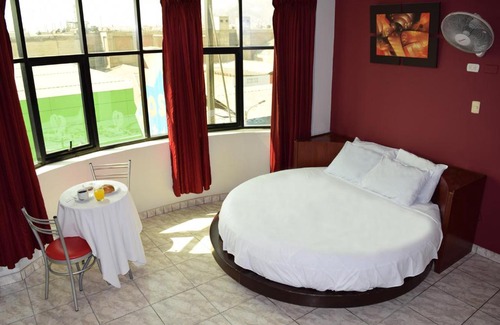 Independencia Hotel | Hostal Colors Independencia