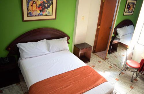 Independencia Hotel | Hostal Colors Independencia