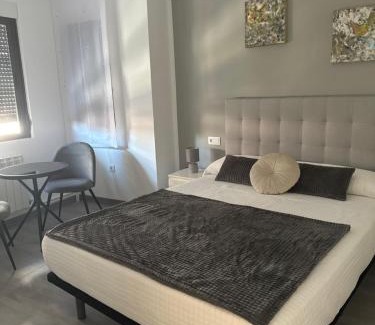 Zamora Casa | Hostal El Jardín