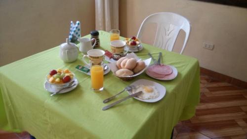 San Juan Bautista Casa | Hostal Geminis