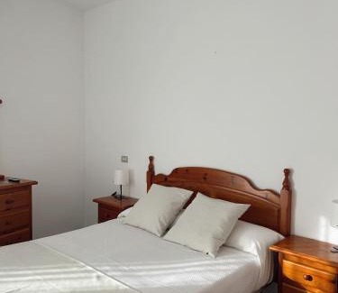 Port de la Selva Hotel | Hostal La Tina