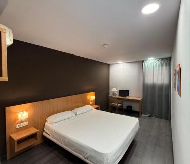 Casco Histórico de Vallecas Hotel | Hostal Mediterranea