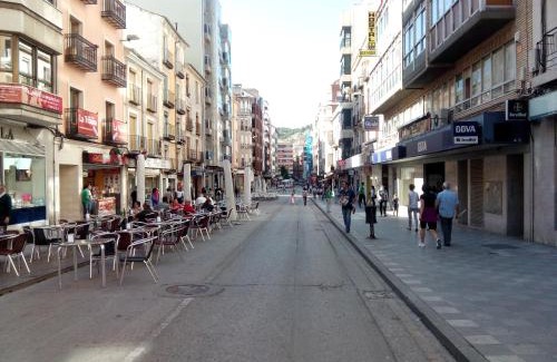 Cuenca Casa | Hostal Residencia Avenida