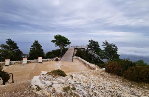 Alfara de Carles Casa | Hostal Restaurante de Montaña Pous de la neu