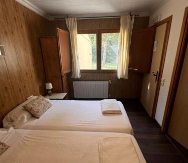 Alfara de Carles Casa | Hostal Restaurante de Montaña Pous de la neu