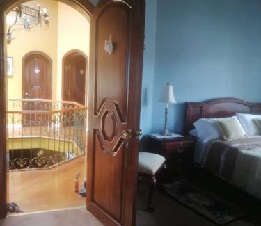 Tababela Casa | Hostal Saint Mary´s Tababela