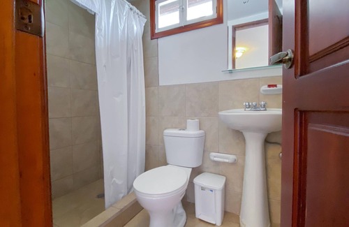 La Mariscal Cama Y Desayuno | Hostal Sakti