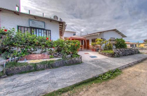 Puerto Villamil Hotel | Hostal Villamil