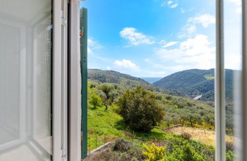 Gorra Apartamento | Hostdomus - Outdoor Apartment 1