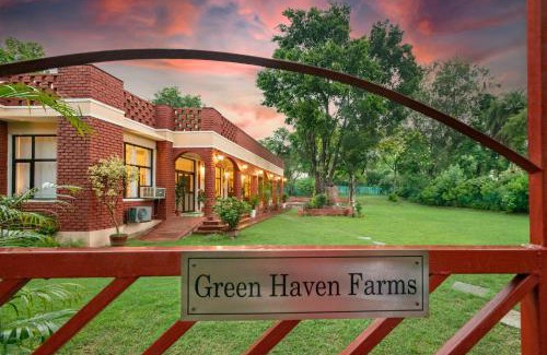Gurugram Casa | Hostie Tranquil Greens farmhouse near Golf course road Gurgaon