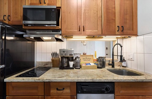 Mount Washington Apartamento | ★ HostWise Stays ★ On Grandview Ave, Spectacular Views with a King Bed