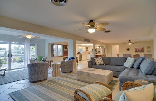 Vina Del Mar Island Casa | Hot Tub and Boat Dock St Pete Beach Paradise