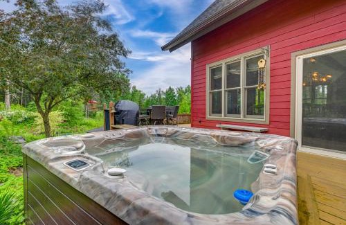 Wausau Casa | Hot Tub and Private Sauna Wausau Family Home