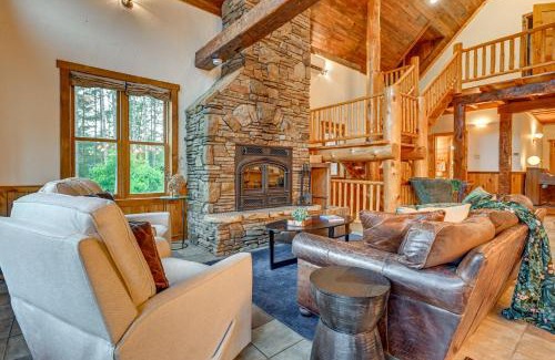 Wausau Casa | Hot Tub and Private Sauna Wausau Family Home