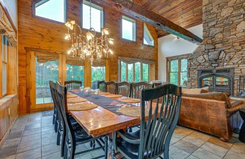Wausau Casa | Hot Tub and Private Sauna Wausau Family Home
