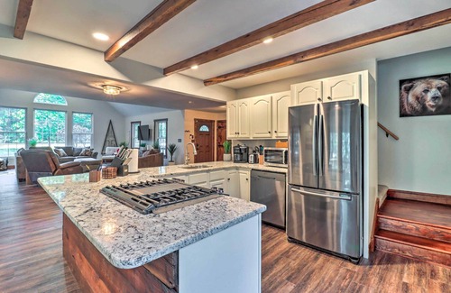 Albrightsville Casa | Hot Tub, Beach Access: Albrightsville Retreat!