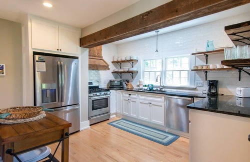 North Chatham Casa | Hot Tub, Fenced Yard & Dog Friendly