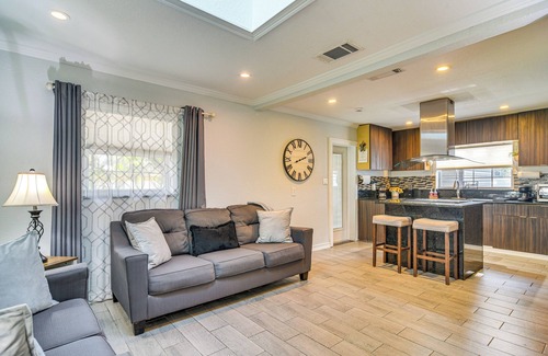 East County Civic Group Casa | Hot Tub & Fenced Yard: Tranquil Home in Valrico!