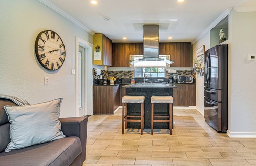 East County Civic Group Casa | Hot Tub & Fenced Yard: Tranquil Home in Valrico!