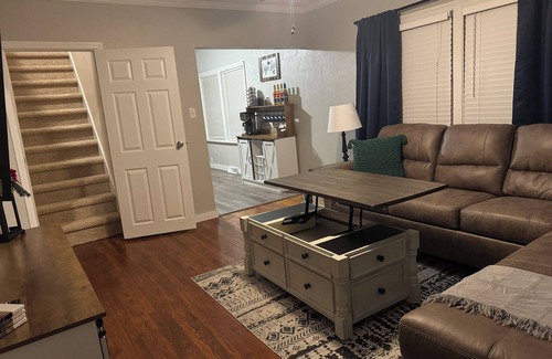Saint Marys  Saint Joseph County Cabaña | Hot Tub! Fire Pit! Gas Fire Table! Game Garage!