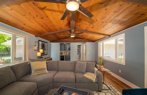 South Haven Casa | Hot Tub, Firepit | Dune Walker Retreat