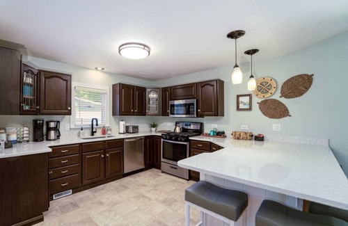 South Haven Casa | Hot Tub, Firepit | Dune Walker Retreat