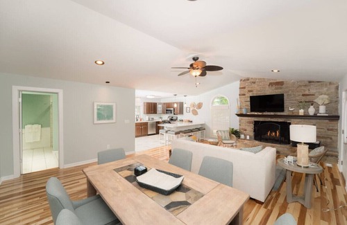 South Haven Casa | Hot Tub, Firepit | Dune Walker Retreat