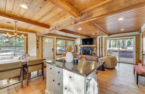 Angel Fire Cabina | Hot Tub + Fireplace: Cozy Angel Fire A-Frame Cabin