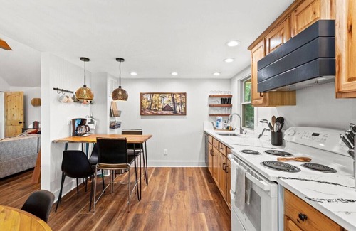 Stanton Apartamento | Hot Tub - Furnace Mountain Retreat - #RRG!