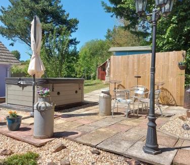 Hemyock Casa | Hot Tub Hideaway