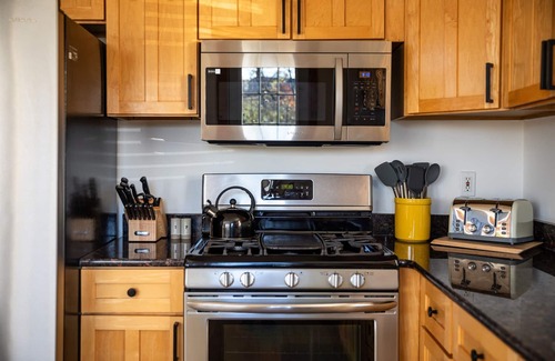 Galena Casa | Hot tub nights and sunset views!