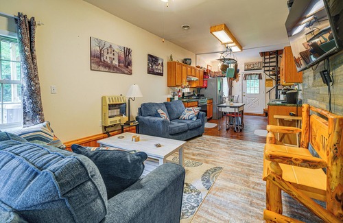 Adrian Casa | Hot Tub + Pet Friendly: Quiet French Creek Getaway