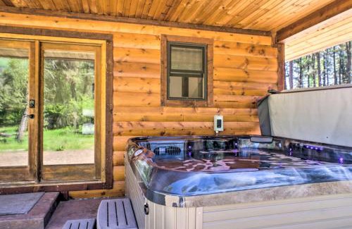 Garden Valley Casa | Hot Tub Soaks and Spot Wildlife! Garden Valley Cabin