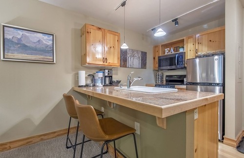 Driggs Condominio | Condo actualizado! Cerca de Jackson Hole / Yellowstone / Grand Teton Parks! ¡Jacuzzis!