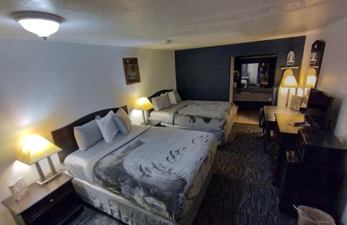 Stillwater Apartamento | Hotel 2 Queen Beds Hotel Room 126 Wi-Fi Booking