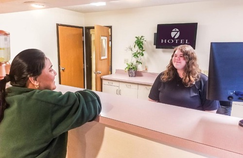 Vienna Hotel | Hotel 7 Inn Vienna