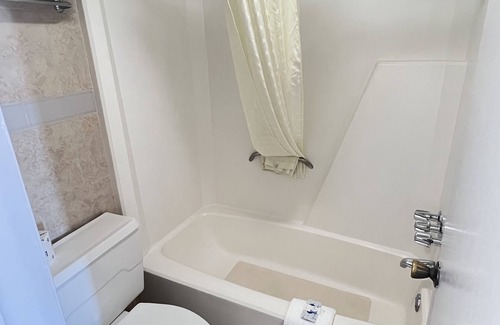 El Reno Hotel | Hotel 81 El Reno